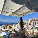 La Gaetana - Un Letto Ideale Отель типа 