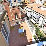 La Gaetana - Un Letto Ideale Отель типа 