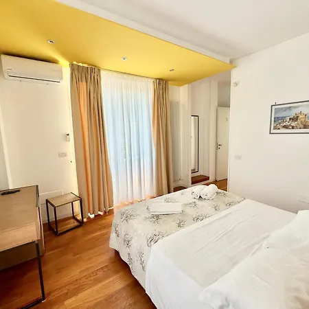 Frühstückspension La Gaetana - Un Letto Ideale 3*