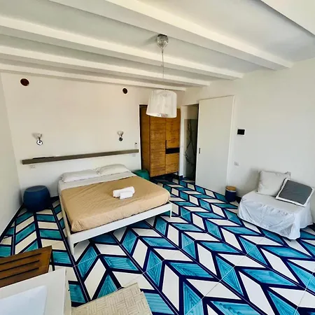 La Gaetana Bed & Breakfast